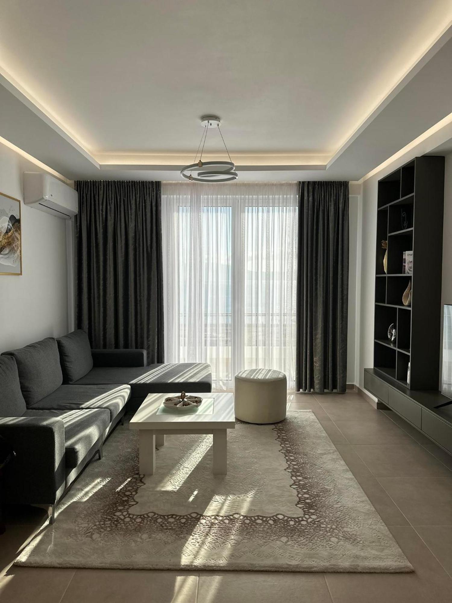 Sea View Apartment Luxury Влёра Экстерьер фото