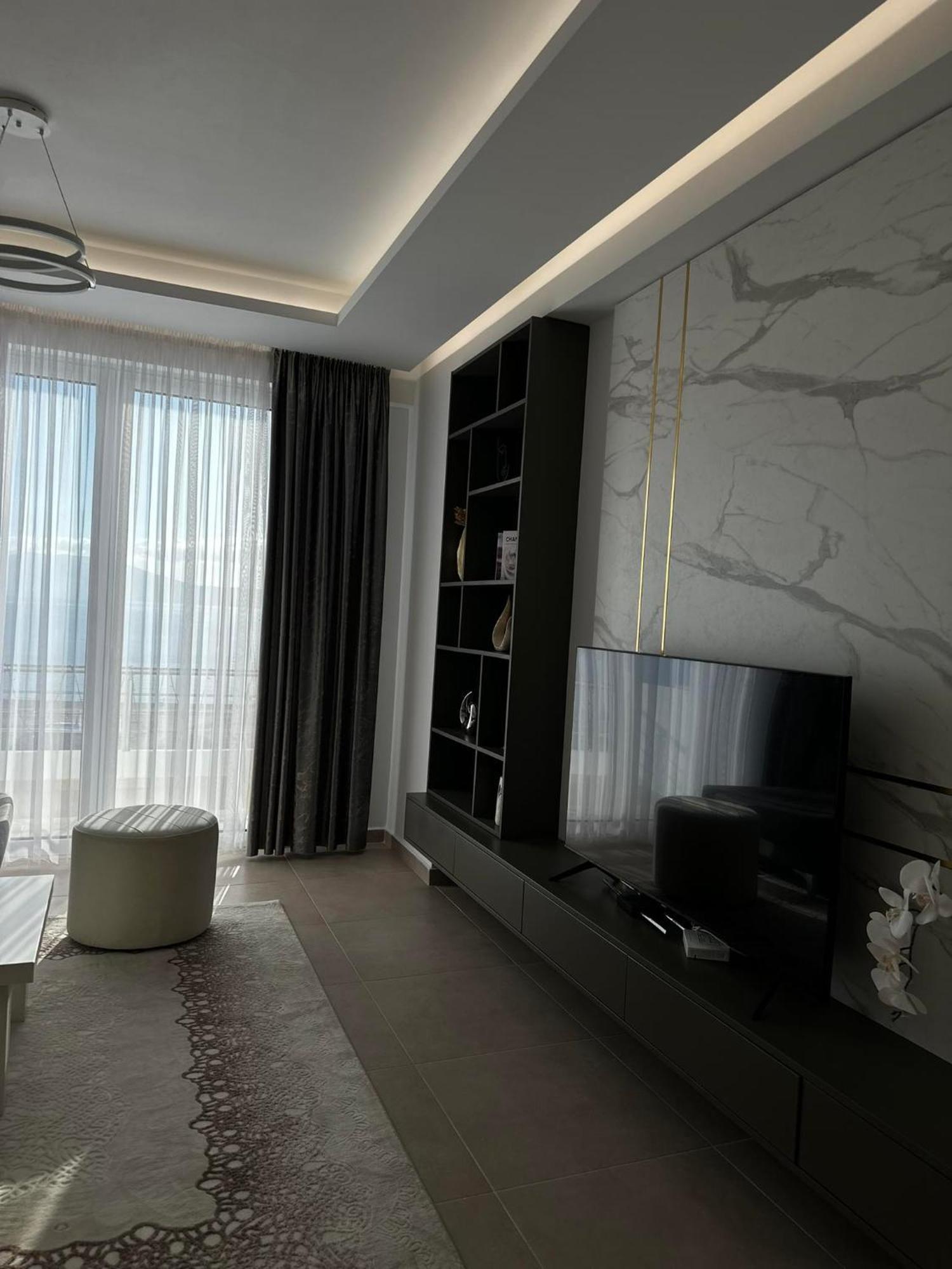 Sea View Apartment Luxury Влёра Экстерьер фото