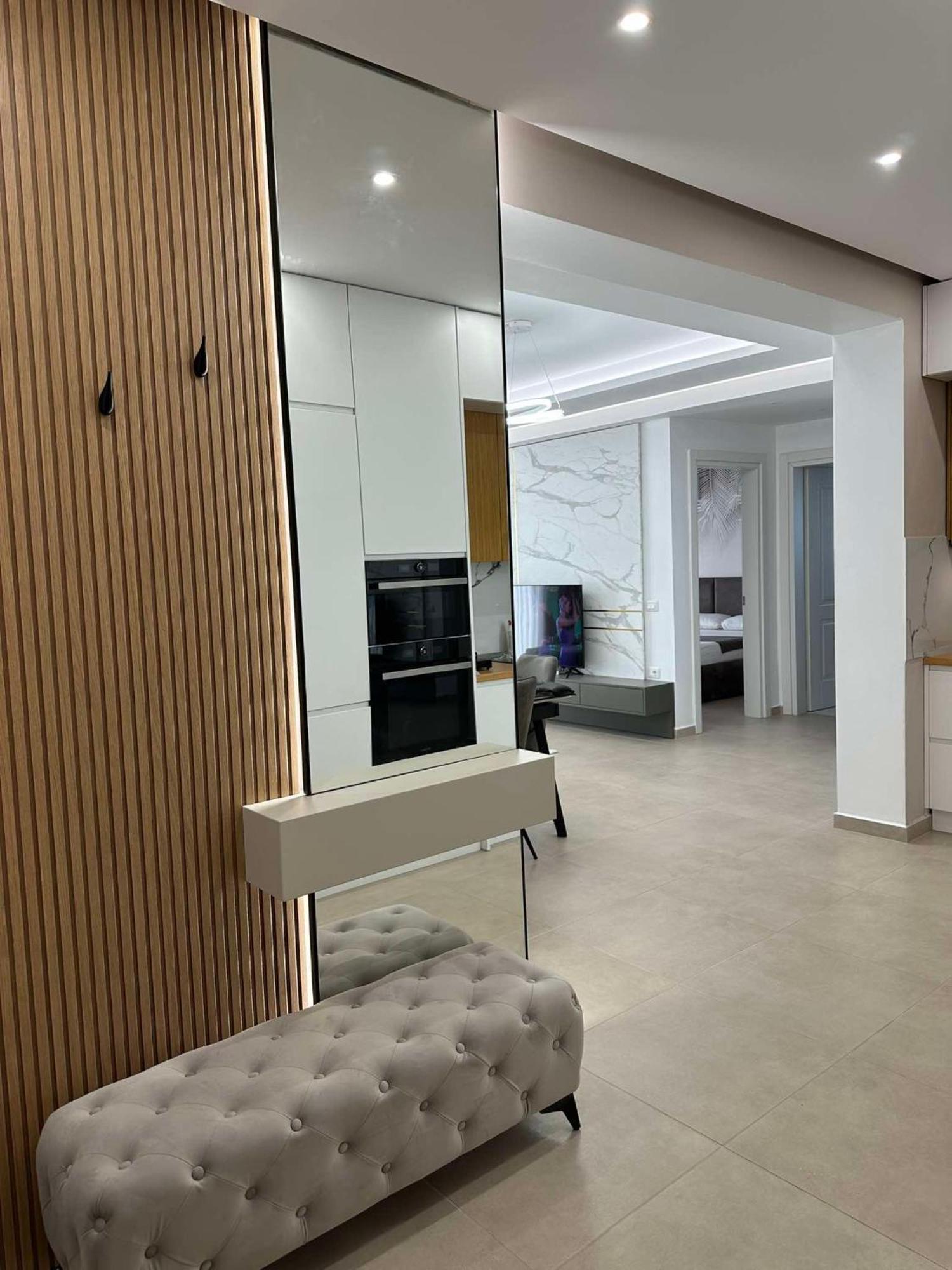 Sea View Apartment Luxury Влёра Экстерьер фото